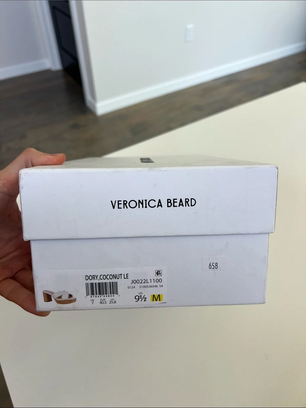 Veronica Beard dory coconut white open toe leather sandals cork block heels 9.5